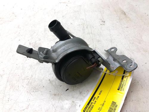 Used Secondary air pump MERCEDES-BENZ CLA Shooting Brake (X117) CLA 180 (117.942) (122 hp) 14576452
