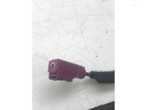 Antenne/Base RENAULT ZOE (BFM_) ZOE (BFMC, BFMD) (136 hp) 14579756