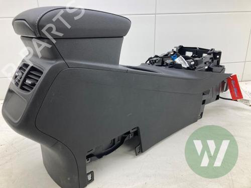 Middle console OPEL GRANDLAND / GRANDLAND X (A18, P1UO) 1.2 (75) | BP32443864I22 