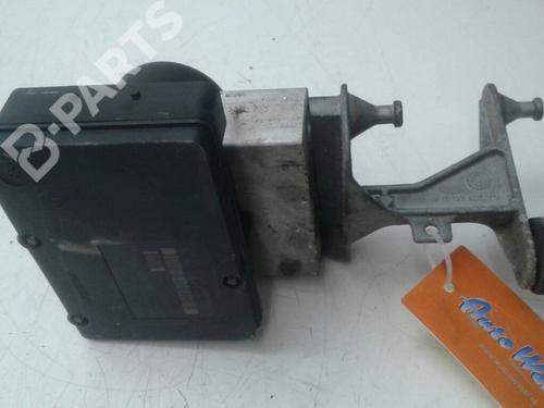 Used ABS pump MERCEDES-BENZ C-CLASS (W203) C 180 Kompressor (203.046) (143 hp) 9526840