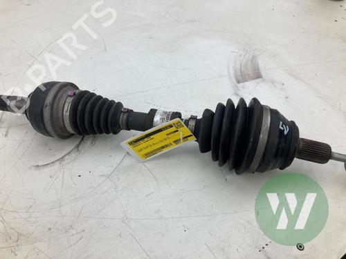 Used Left front driveshaft Left front driveshaft MERCEDES-BENZ A-CLASS Saloon (V177) A 250 e (177.186) (218 hp) 40607364 40607364