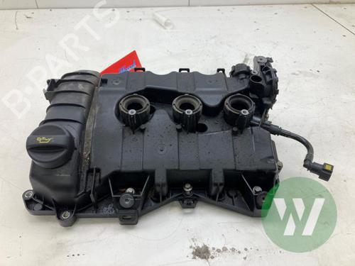 Used Valve cover Valve cover OPEL CORSA F (P2JO) 1.2 (68) (75 hp) 34204127 34204127
