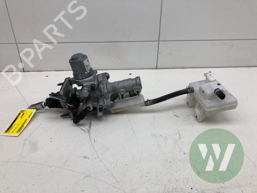 Hovedbremsesylinder NISSAN NV200 Van e-NV (ME0N) (109 hp) 31748537