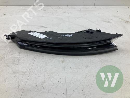 Used Right taillight Right taillight PORSCHE TAYCAN (Y1A) 4S Performance Battery Plus (Y1ADB1) (571 hp) 39914753 39914753