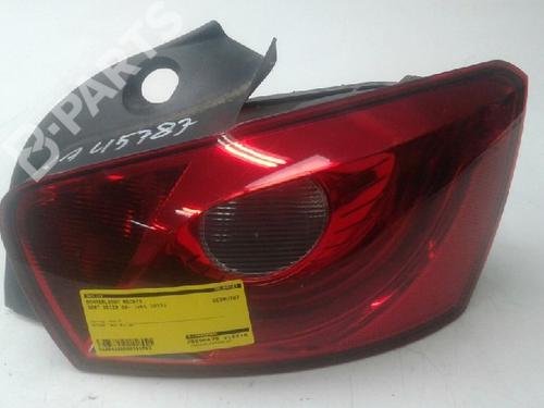 Used Right taillight SEAT IBIZA IV (6J5, 6P1) 1.2 (70 hp) 7313107