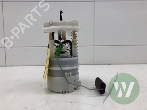 Used Fuel pump RENAULT CLIO IV Grandtour (KH_) 1.2 TCe 120 (KHAU) (118 hp) 31319569