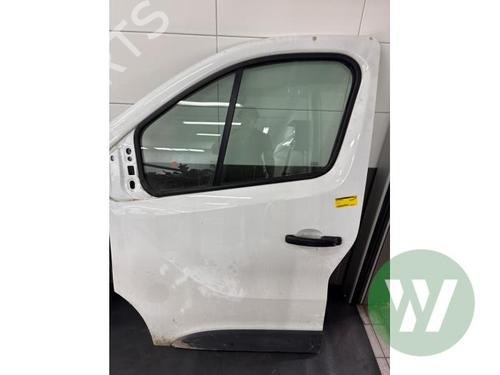 Used Left front door Left front door RENAULT TRAFIC III Van (FG_) 2.0 dCi 130 (FGMY) (131 hp) 40537447 40537447