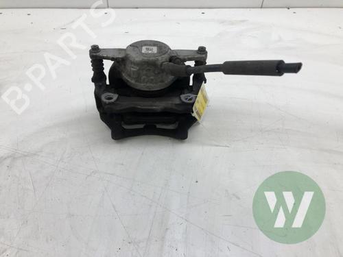 Used Left front brake caliper MERCEDES-BENZ E-CLASS T-Model (S213) E 200 (213.242) (184 hp) 32012161