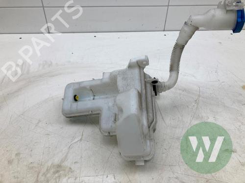 Used Windscreen washer tank Windscreen washer tank SEAT IBIZA V (KJ1, KJG) 1.0 TSI (110 hp) 39993067 39993067