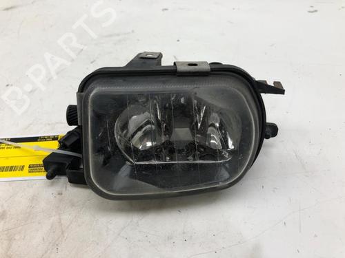 Right front fog light MERCEDES-BENZ C-CLASS (W203) C 220 CDI (203.008) | BP30529587C31