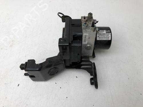 Used ABS pump CHEVROLET CRUZE Station Wagon (J308) 1.6 (124 hp) 15004098