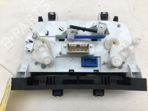 Used Climate control FIAT PUNTO (199_) 0.9 (101 hp) 31319425