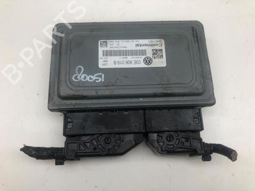 Used Engine control unit (ECU) VW POLO V (6R1, 6C1) 1.2 (70 hp) 31319362