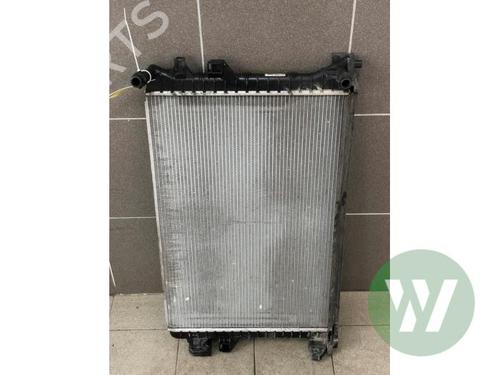 Used Water radiator Water radiator VW CADDY V Box Body/MPV (SBA, SBH) 1.5 TGI CNG (131 hp) 39915462 39915462