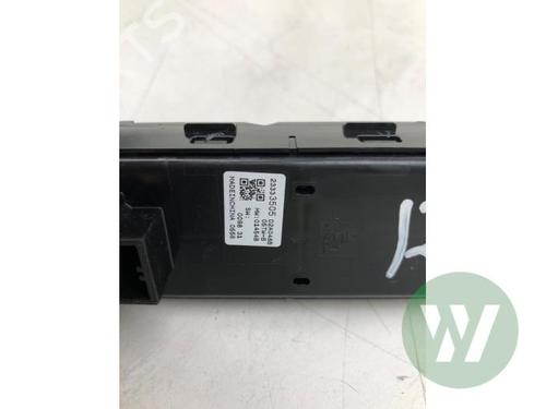 Switch OPEL INSIGNIA B Sports Tourer (Z18) 1.5 CDTi (35) | BP32392856I30