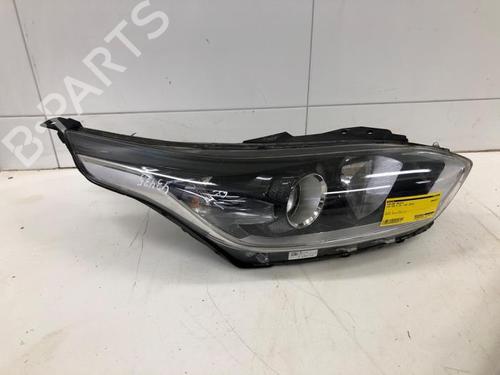 Used Right headlight KIA CEED (CD) 1.0 T-GDI (120 hp) 29538717