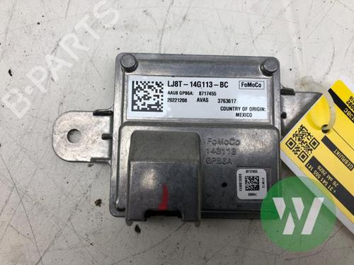 Used Control unit Control unit FORD USA MUSTANG MACH-E (CGW) EV (294 hp) 40450138 40450138