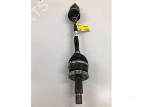 Used Left front driveshaft KIA SPORTAGE IV (QL, QLE) 1.6 GDI (132 hp) 31318865