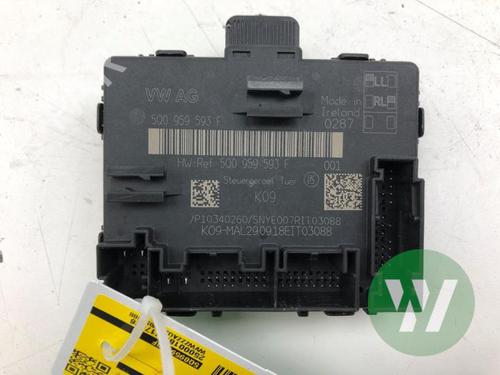Used Electronic module VW GOLF VII (5G1, BQ1, BE1, BE2) 2.0 GTI (245 hp) 31577278