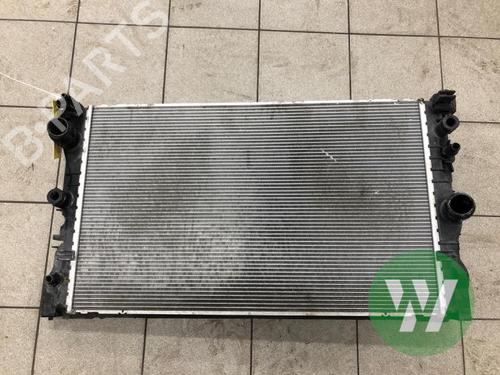 Used Water radiator Water radiator 36877984 36877984