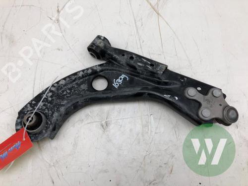 Used Support Support OPEL ASTRA L Sports Tourer (OV5) 1.2 (FRHNPJ) (110 hp) 39914159 39914159