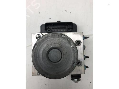 Used ABS pump MERCEDES-BENZ VITO Van (W447) 111 CDI (447.601, 447.603, 447.605) (114 hp) 16948395
