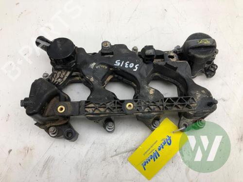 Used Valve cover PEUGEOT 2008 I (CU_) 1.5 BlueHDI 100 (102 hp) 31319812