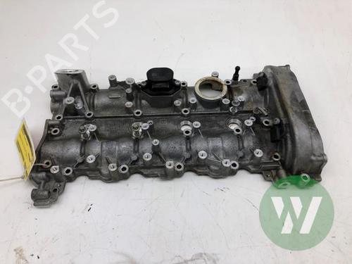 Used Valve cover MERCEDES-BENZ C-CLASS T-Model (S205) C 300 EQ Boost 4-matic (205.284) (258 hp) 31319800