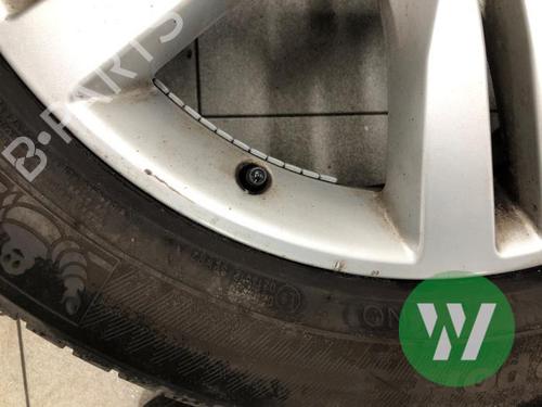 Fælk MERCEDES-BENZ M-CLASS (W166) ML 350 BlueTEC 4-matic (166.024, 166.023) (258 hp) 33185100