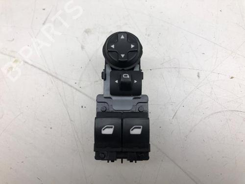 Used Switch OPEL VIVARO C Van (K0) 2.0 (144 hp) 30642584