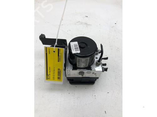 Used ABS pump VOLVO V40 Hatchback (525) T3 (152 hp) 21274814