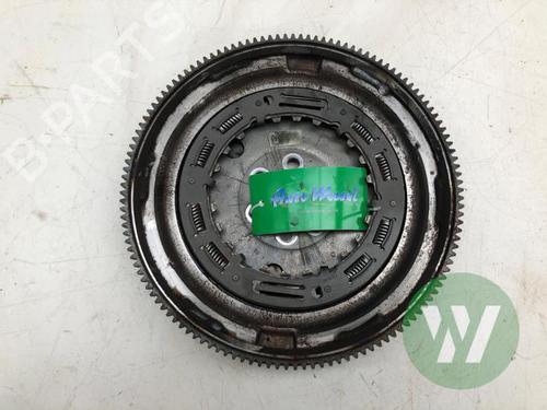 Used Flywheel Flywheel SKODA OCTAVIA IV (NX3, NN3, PV3) 1.5 TSI e-TEC (150 hp) 39915680 39915680