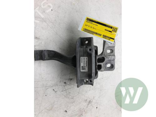 Used Gearbox mount Gearbox mount SKODA OCTAVIA IV Combi (NX5, PV5) 2.0 TDi (150 hp) 33560340 33560340
