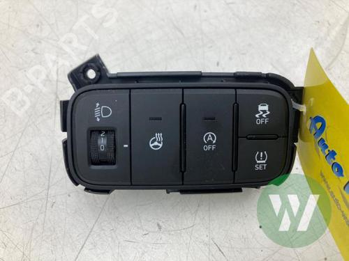 Used Switch Switch HYUNDAI BAYON (BC3) 1.0 T-GDI 48V-Hybrid (101 hp) 39914772 39914772