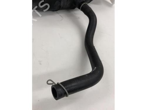 Used Pipe Pipe TOYOTA YARIS CROSS (MXP_) 1.5 Hybrid (MXPJ10) (116 hp) 39913808 39913808