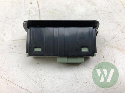 Switch BMW X1 (U11) xDrive 30e Plug-in-Hybrid | BP39915272I30 - Image 3