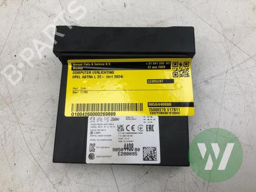 Used Lights ECU Lights ECU OPEL CROSSLAND X / CROSSLAND (P17, P2QO) 1.2 (75) (131 hp) 35718219 35718219