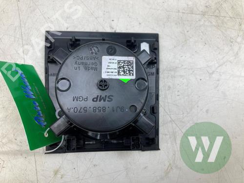 Cup/Object holder PORSCHE TAYCAN (Y1A) 4S Performance Battery Plus (Y1ADB1) | BP39914821I37 - Image 2