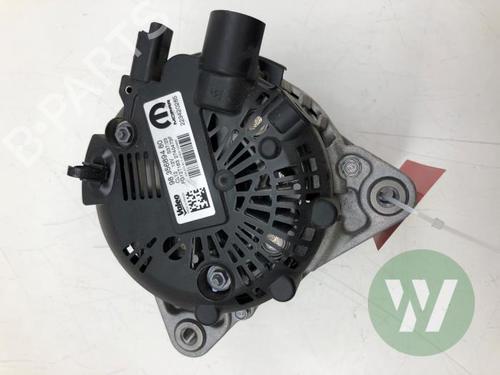 Used Alternator OPEL CORSA F (P2JO) 1.2 (68) (101 hp) 31371180