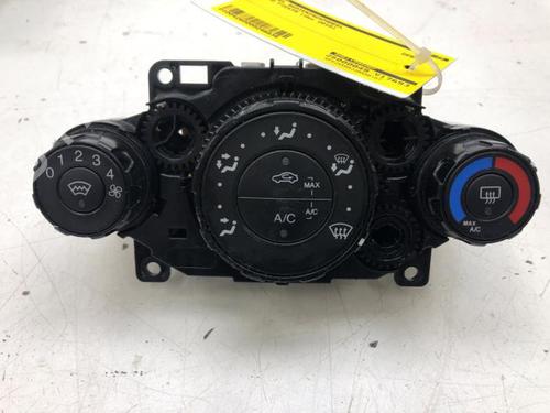 Used Climate control FORD FIESTA VI (CB1, CCN) 1.25 (60 hp) 24455710
