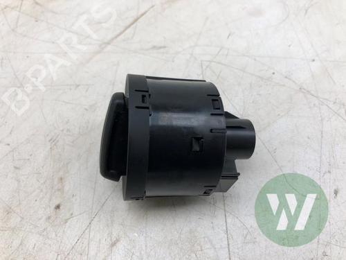Used Headlight switch Headlight switch VW T-CROSS (C11, D31) 1.0 TSi (116 hp) 33675859 33675859