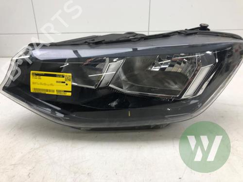 left-headlight-vw-caddy-v-box-bodympv-sba-sbh-2020-39915459 main image