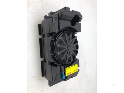 Used Speakers Speakers MERCEDES-BENZ EQV (W447) EQV 300 (447813, 447815) (204 hp) 11137520 11137520