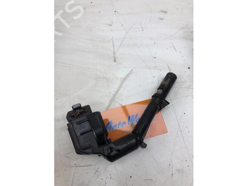 Used Ignition coil MERCEDES-BENZ GLC (X253) 250 4-matic (253.946) (211 hp) 19124262
