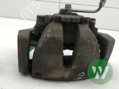 Right front brake caliper LAND ROVER RANGE ROVER VELAR (L560) 2.0 P400 Hybrid 4x4 | BP38312217M104 - Image 3