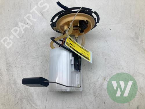 Used Fuel pump Fuel pump MERCEDES-BENZ CITAN Box Body/MPV (W420) 1.5 112 CDI (420.633, 420.635) (116 hp) 39915795 39915795
