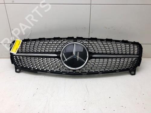 Rejilla delantera MERCEDES-BENZ A-CLASS (W176) A 250 (176.050) (218 hp) 16486497