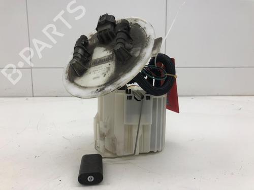 Used Fuel pump OPEL ZAFIRA / ZAFIRA FAMILY B (A05) 2.0 (M75) (241 hp) 30804583