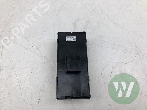 Used Switch Switch AUDI A4 Allroad B9 (8WH, 8WJ) 50 TDI Mild Hybrid quattro (286 hp) 39915037 39915037