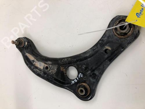 Used Right front suspension arm NISSAN MICRA V (K14) 1.0 IG-T 100 (101 hp) 29848635